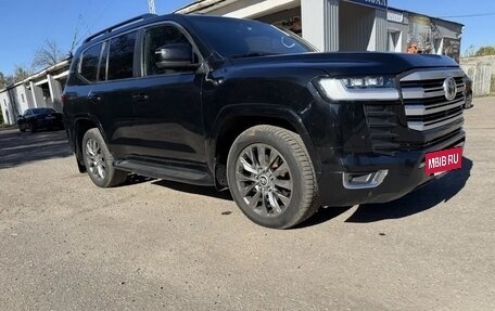 Toyota Land Cruiser 200, 2016 год, 3 990 000 рублей, 2 фотография
