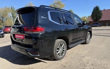 Toyota Land Cruiser 200, 2016 год, 3 990 000 рублей, 3 фотография