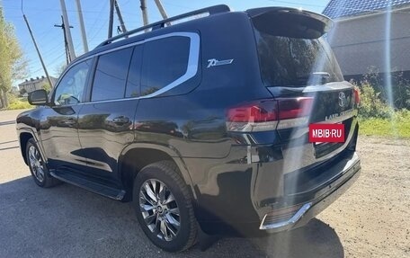 Toyota Land Cruiser 200, 2016 год, 3 990 000 рублей, 8 фотография