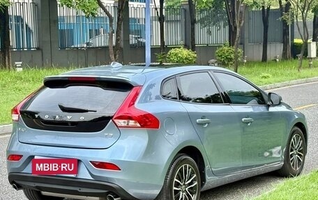 Volvo V40 II рестайлинг, 2019 год, 1 040 000 рублей, 8 фотография