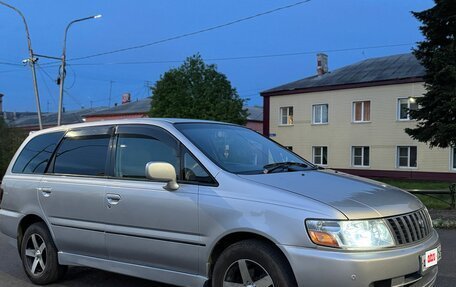 Nissan Bassara, 2001 год, 455 000 рублей, 3 фотография