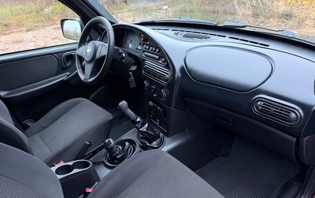 Chevrolet Niva I рестайлинг, 2017 год, 729 799 рублей, 11 фотография
