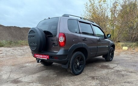 Chevrolet Niva I рестайлинг, 2017 год, 729 799 рублей, 4 фотография