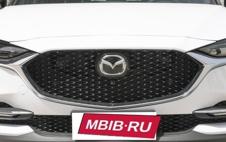 Mazda CX-4, 2023 год, 1 750 000 рублей, 6 фотография