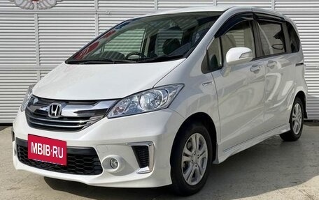 Honda Freed I, 2015 год, 833 000 рублей, 2 фотография