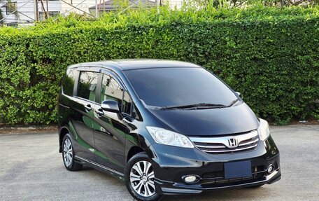 Honda Freed I, 2015 год, 937 000 рублей, 5 фотография