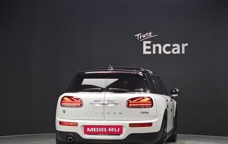 MINI Clubman, 2022 год, 2 050 000 рублей, 3 фотография
