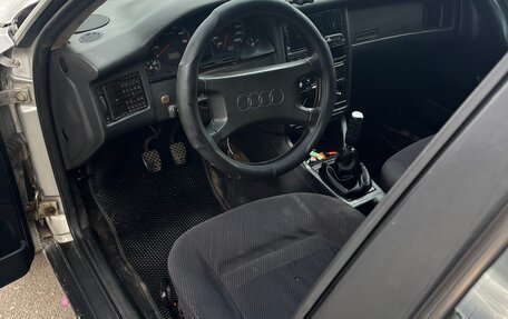 Audi 80, 1991 год, 300 000 рублей, 10 фотография