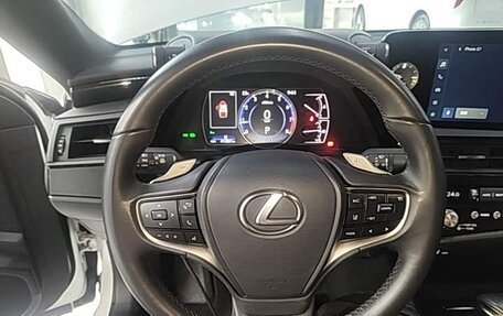 Lexus ES VII, 2023 год, 3 135 000 рублей, 11 фотография