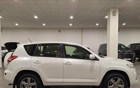 Toyota RAV4, 2012 год, 1 645 000 рублей, 4 фотография