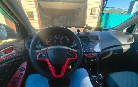 Hyundai Solaris II рестайлинг, 2013 год, 550 000 рублей, 7 фотография