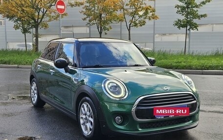 MINI Hatch, 2019 год, 2 050 000 рублей, 7 фотография