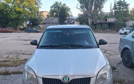 Skoda Fabia II, 2009 год, 400 000 рублей, 1 фотография