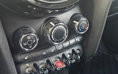 MINI Hatch, 2019 год, 2 050 000 рублей, 18 фотография