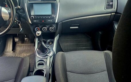 Mitsubishi ASX I рестайлинг, 2013 год, 850 000 рублей, 15 фотография
