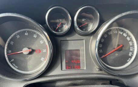Opel Astra J, 2013 год, 800 000 рублей, 14 фотография