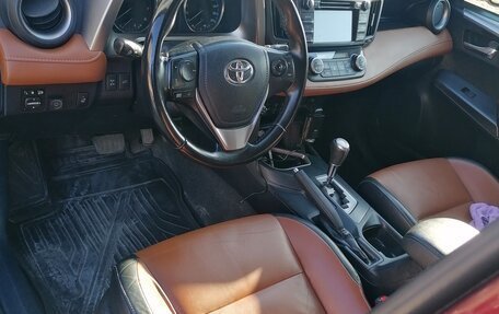 Toyota RAV4, 2016 год, 1 930 000 рублей, 10 фотография