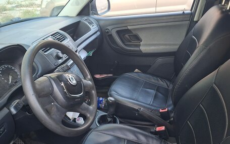Skoda Fabia II, 2009 год, 400 000 рублей, 7 фотография