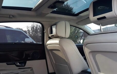 Jaguar XJ IV (X351), 2013 год, 2 400 000 рублей, 12 фотография