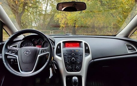 Opel Astra J, 2011 год, 570 000 рублей, 15 фотография
