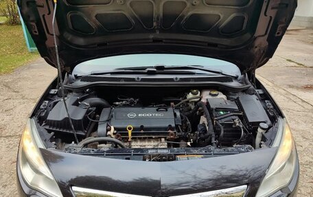 Opel Astra J, 2011 год, 570 000 рублей, 16 фотография