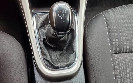 Opel Astra J, 2011 год, 570 000 рублей, 22 фотография