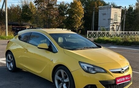Opel Astra J, 2013 год, 850 000 рублей, 1 фотография