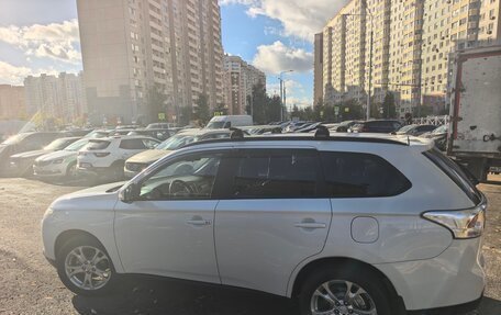 Mitsubishi Outlander III рестайлинг 3, 2013 год, 1 050 000 рублей, 6 фотография