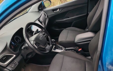 Hyundai Solaris II рестайлинг, 2017 год, 1 160 000 рублей, 3 фотография