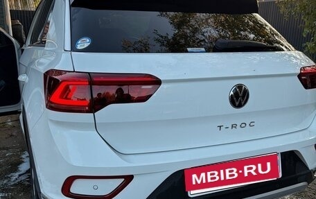 Volkswagen T-Roc I, 2022 год, 1 800 000 рублей, 5 фотография