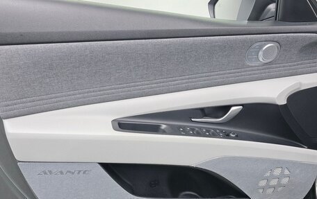 Hyundai Avante, 2023 год, 1 550 000 рублей, 24 фотография