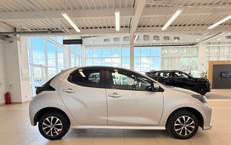 Toyota Yaris, 2020 год, 1 179 000 рублей, 7 фотография