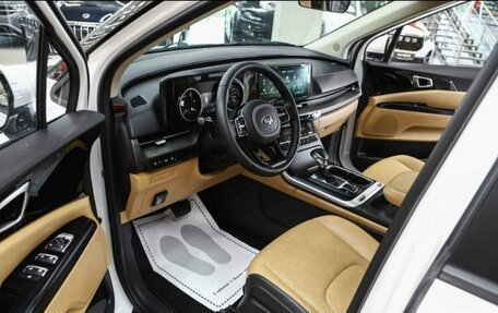 KIA Carnival, 2020 год, 2 432 000 рублей, 11 фотография
