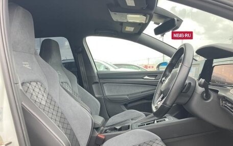 Volkswagen Golf VIII, 2024 год, 1 650 000 рублей, 6 фотография