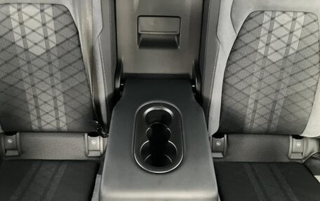 Volkswagen Golf VIII, 2024 год, 1 650 000 рублей, 25 фотография
