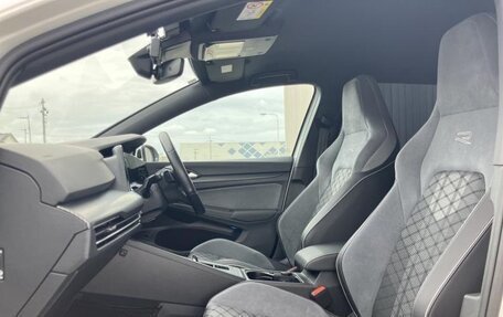 Volkswagen Golf VIII, 2024 год, 1 650 000 рублей, 23 фотография