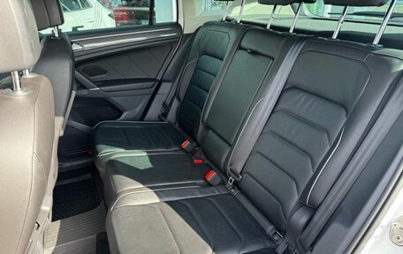 Volkswagen Tiguan II, 2018 год, 2 810 000 рублей, 17 фотография