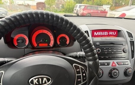 KIA cee'd I рестайлинг, 2009 год, 650 000 рублей, 12 фотография