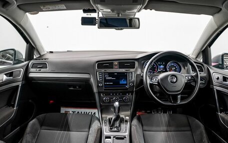 Volkswagen Golf VII, 2015 год, 1 695 000 рублей, 9 фотография