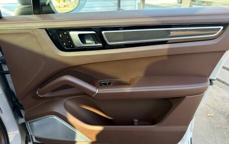 Porsche Cayenne III, 2019 год, 8 342 000 рублей, 18 фотография