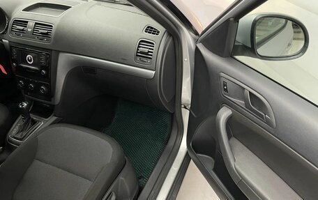 Skoda Yeti I рестайлинг, 2017 год, 1 229 000 рублей, 16 фотография