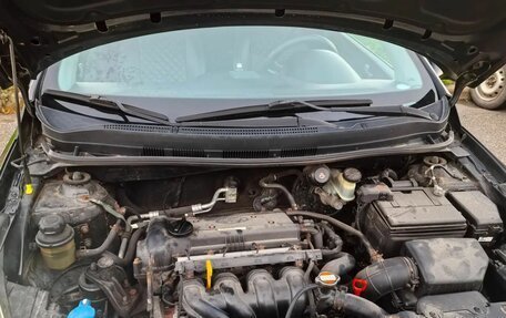 Hyundai Solaris II рестайлинг, 2011 год, 600 000 рублей, 6 фотография