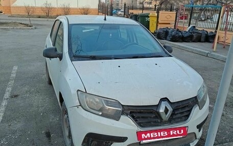 Renault Logan II, 2018 год, 230 000 рублей, 2 фотография
