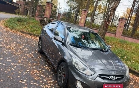 Hyundai Solaris II рестайлинг, 2014 год, 670 000 рублей, 1 фотография