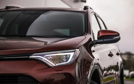 Toyota RAV4, 2018 год, 2 888 000 рублей, 2 фотография
