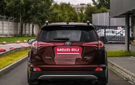 Toyota RAV4, 2018 год, 2 888 000 рублей, 3 фотография