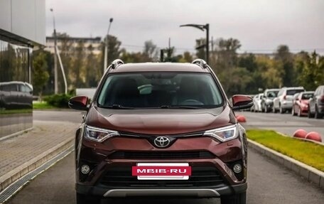 Toyota RAV4, 2018 год, 2 888 000 рублей, 4 фотография