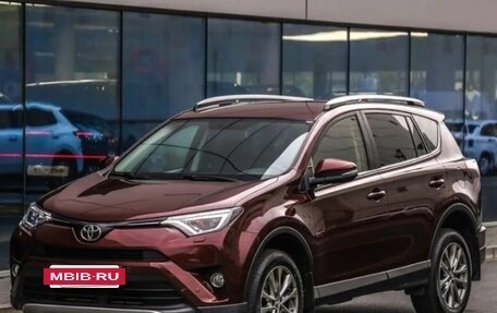 Toyota RAV4, 2018 год, 2 888 000 рублей, 9 фотография