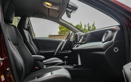 Toyota RAV4, 2018 год, 2 888 000 рублей, 20 фотография