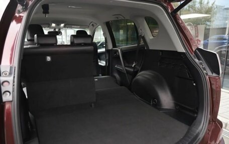 Toyota RAV4, 2018 год, 2 888 000 рублей, 21 фотография